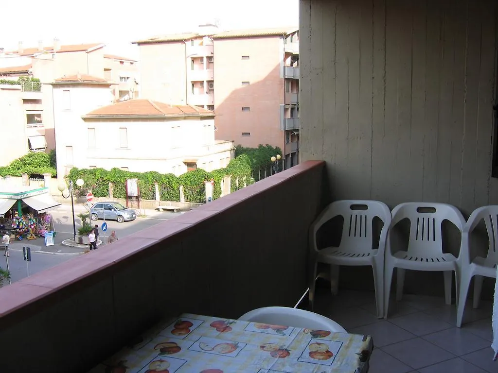 Mermaid Cristina Marina di Grosseto 0*,
